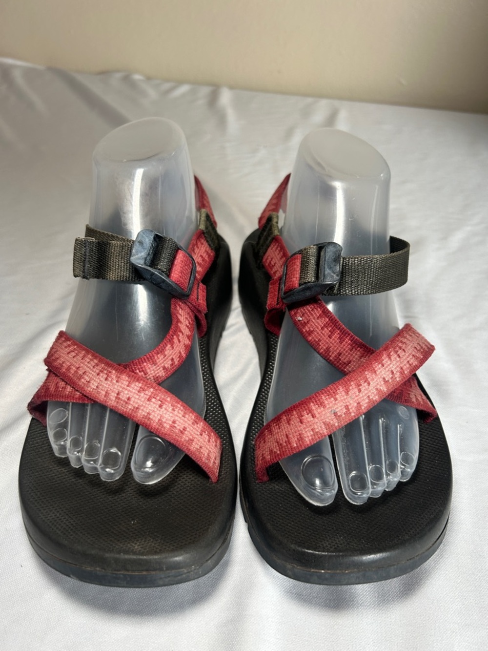Chaco Adjustable Strap Classic Sandal Burgundy Size 9 - Picture 11 of 16